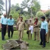 pihak rs sekar kamulyan saat menjelasakan sistem pengolahan limbah kepada BPLHD